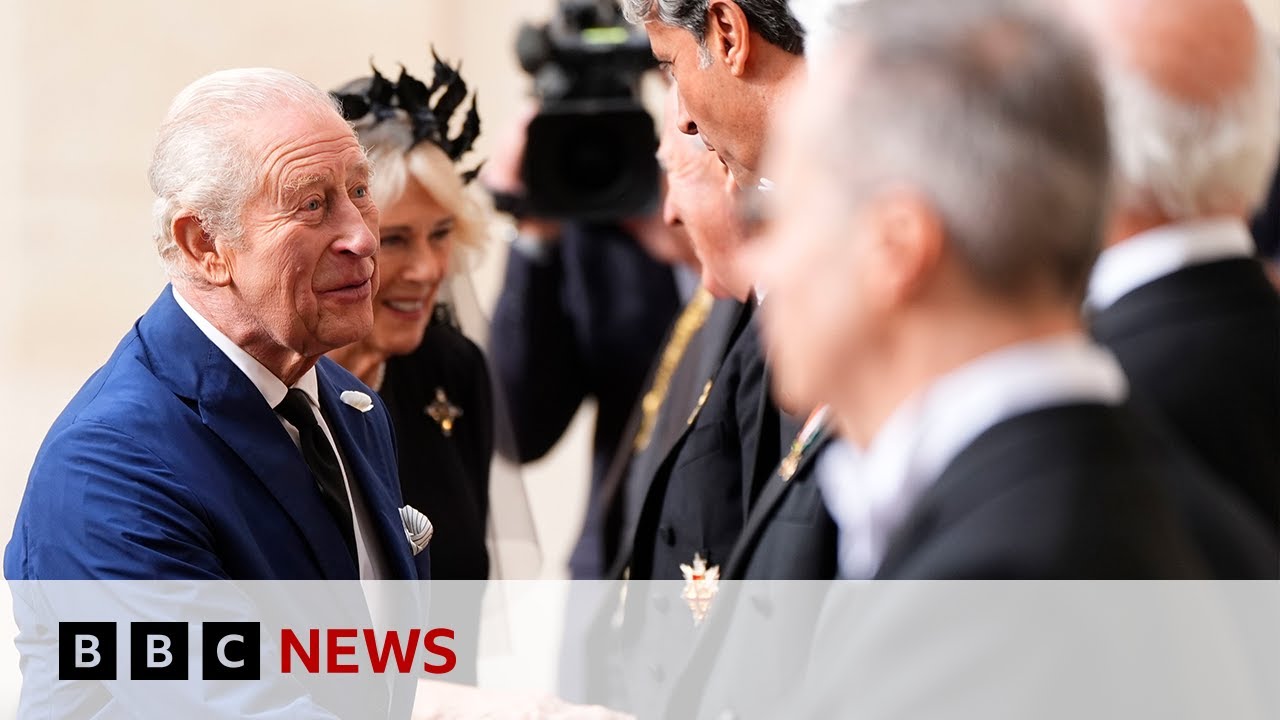 King Charles arrives at Vatican to meet Pope Leo for historic visit | BBC News