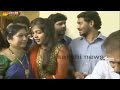 YS Jagan Blesses Newly-wed Couple in Visakhapatnam