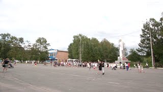 Народные гуляния в п. Заводском.
