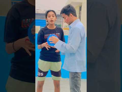 Papa ko Mila Chota Ball Diwali Gift. mai wait for end 😨 #shotrs #diwalispecial #viralvideos