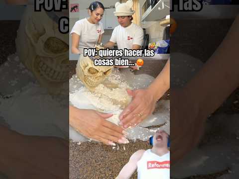 Intentamos hacer una pizza por Halloween 😡 #halloween #pizza #recetas #pareja