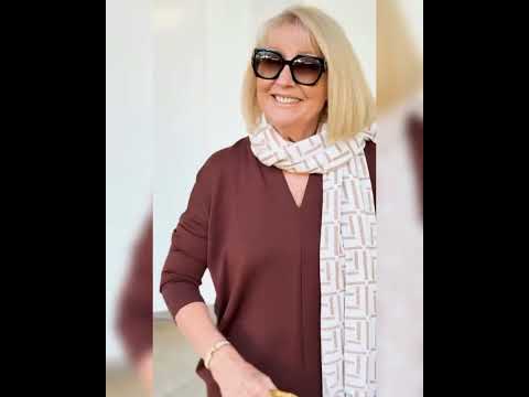 トレンド創作の動画サムネイル - Best Outfit Ideas for Women Over 60 | Mature Fashion 2025”🌸🎀#styleafter50 #fashionideas #style #ootd
