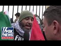 Protesters swarm White House defending Hamas
