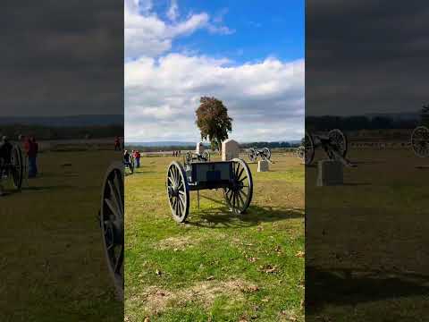 As we continue #travel around #GettysburgMilitaryPark, we see the original #cannon in the area #PA