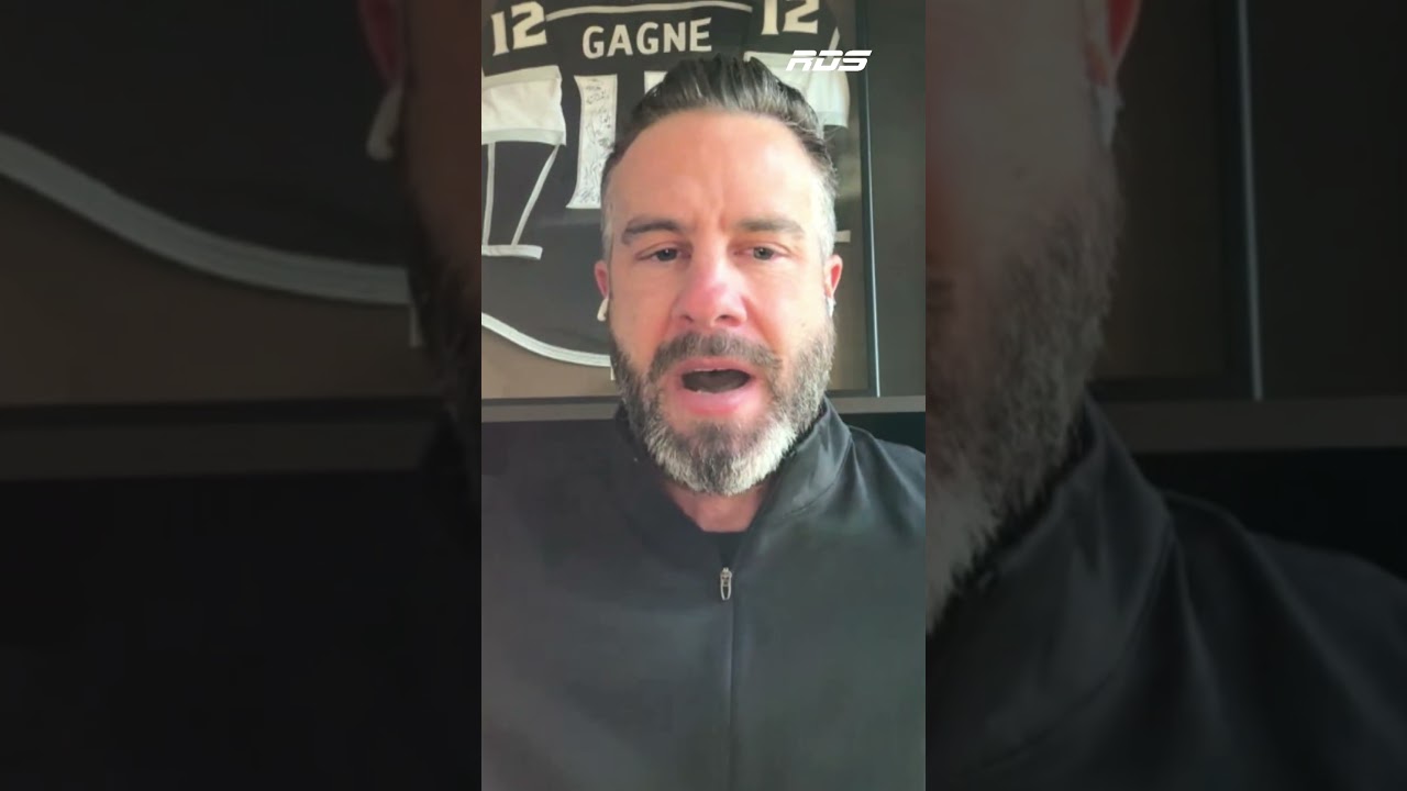 Simon Gagné revient sur le match de 8 PÉRIODES en séries face aux Penguins, avec un doigt cassé!