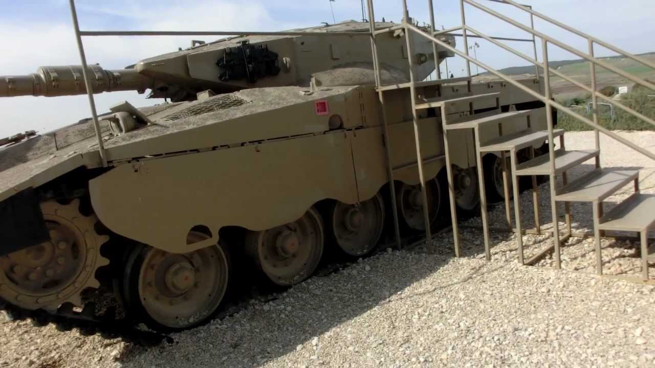 Close look at a Merkava MK-III Tank and its Engine - YouTube