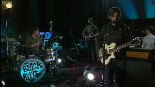 The Black Keys - Tighten Up (Maida Vale) [lyrics/legendado]