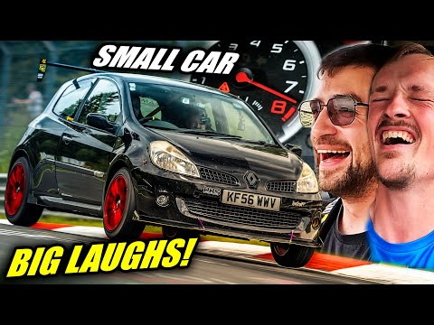 Hysterical Laughs & BIG REVS! Renault Clio R.S. 197 // Nürburgring