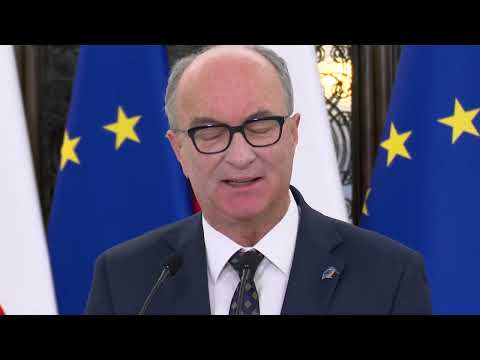 Cień PRL-u nad Sejmem. Pytania o powiązania, których Marszałek nie chce słyszeć