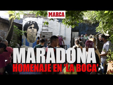 Muere Maradona: los aficionados acuden al barrio de Boca Juniors I DIRECTO MARCA