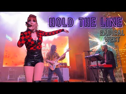Radical West feat. Lisa Foiles | "Hold The Line" by Toto | Fremont Street Experience, Las Vegas