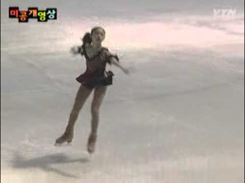 미공개 영상 12살 김연아의 깜찍했던 '시니어 데뷔전'