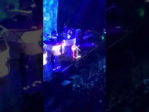 Kacey Musgraves - Space Cowboy