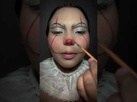 Yo soy pennywise el payaso bailarín 🤡🎈#makeup #halloween #pennywise