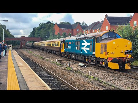 37403 and 47773 (Heritage locomotive) on the East Anglian Railtour