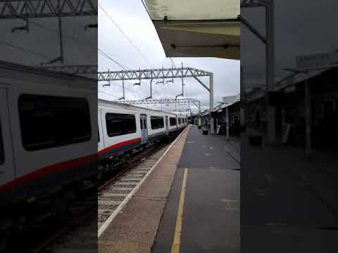 Greater Anglia Class 321 319 and 321 902 departing Colchester for Liverpool Street with a tone