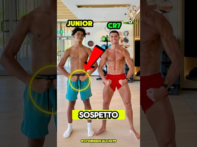 perché RONALDO JUNIOR ha i PIEDI STORTI E NERI?😱#ronaldo#cristianoronaldo