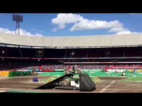 Monster Jam 2016 freestyle motocross, Nederland, Rottterdam With Radek Bilek