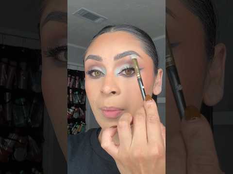 Glam look 🩵✨😍 #glam #halloweenideas #halloweenmakeup #halloweenlook #fyp