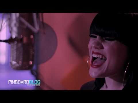 Jessie J - Do It Like A Dude (Acoustic Music Video)