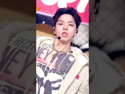 NouerA - POP IT LIKE #NouerA #ヌエラ #누에라 #POP_IT_LIKE #Shorts #MusicBank | KBS WORLD TV