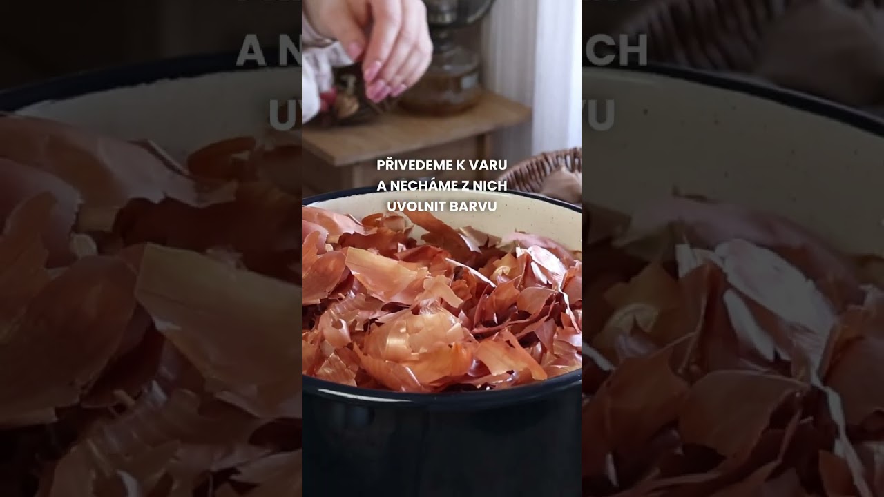 Vytvořte kraslice s přírodními motivy. Barvení v cibuli je s videonávodem snadné #toprecepty #easter