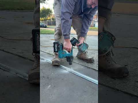 Makita HR010G Compact Rotary Hammer & blower #makita #tools #tradie