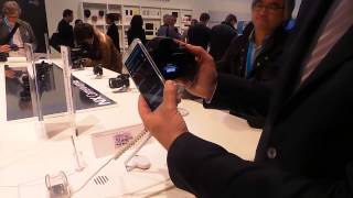 Vídeo demo emparejar por NFC galaxy S4 y Samsung NX30