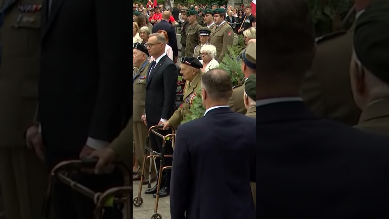 Dlaczego Papa Smerf nie uczestniczył w obchodach rocznicy wybuchu Powstania Warszawskiego?