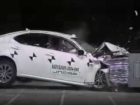 Видео краш-теста Lexus Is с 2005 года