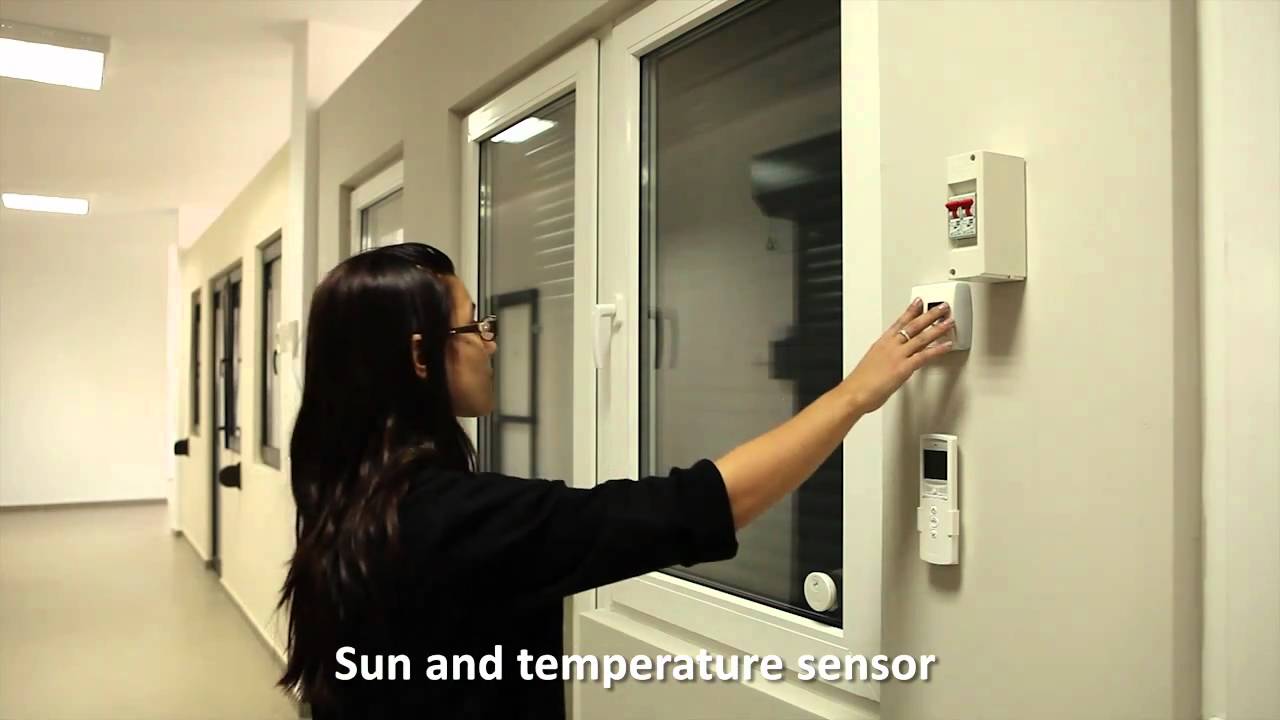 MCA aluminum roller shutters outbox half-round box two sets of slats independent electrical drive - YouTube