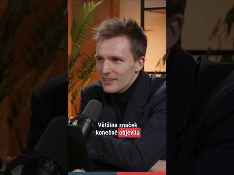 🥱 Hodinářské značky bývají dost konzervativní. Typický příklad? Barvy ciferníků