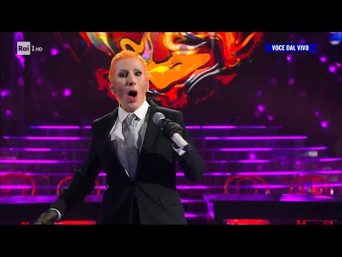 Jo Squillo - "Annie Lennox" canta "Sweet dreams" - Tale e Quale Show 20/10/2023