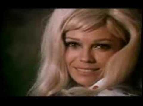 NANCY SINATRA  - Sugar Town           1967