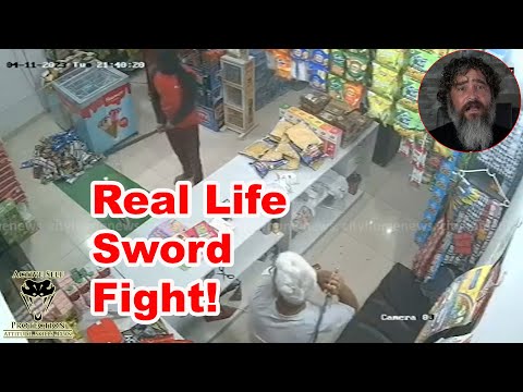Brave Indian Shopkeeper Uses Sword to Stop Machete-Wielding Robber