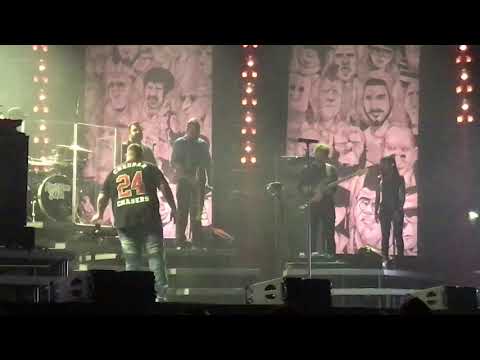 Rag N’ Bone Man “Lay My Body Down” (Alexandra Palace 08/03/2018)