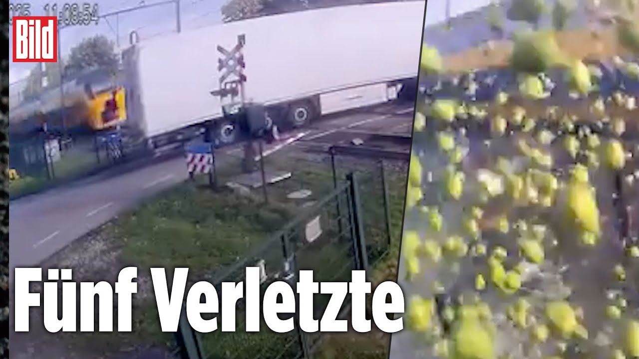 Zug rammt Obst-Transporter