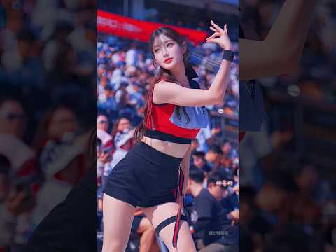 살짝 어색해서🥹더 사랑스러운 치어리더🎀🌷✨️계유진 kyeyujin 桂裕真 원본 4k 직캠 fancam <strong>kt</strong> <strong>위즈</strong> 공연 퍼포먼스 무대 아웃송