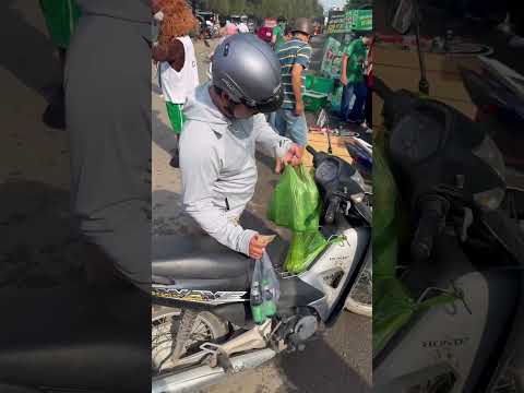 Uống lon tăng lực CARABAO dẫn chiếc SH125i l về là có thiệt nha #carabao #nuoctangluc