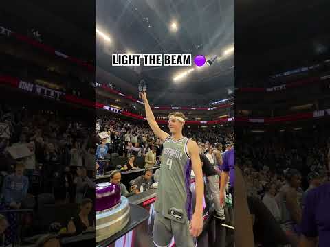 Kevin Huerter leads “Light The Beam” Chant after Kings win over Nuggets video clip