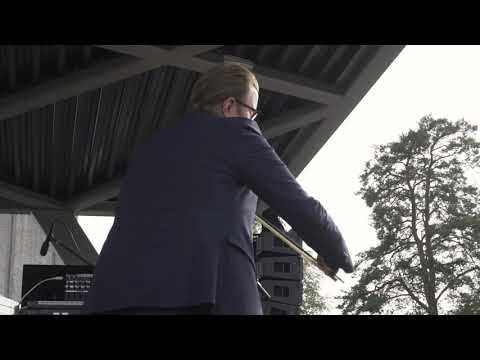 Ola Kvernbergs Steamdome live på Utescenen på Henie Onstad Kunstsenter