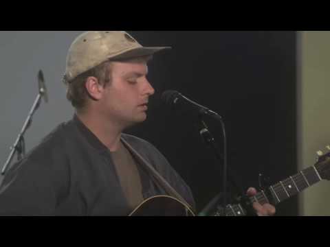 Mac Demarco - Moonlight on the River (Live 2017)