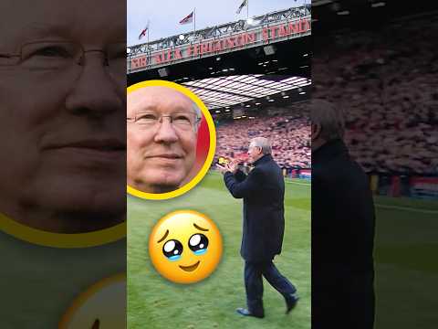 Surprising Sir Alex Ferguson! 🥹🏟️