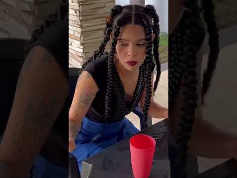 Alguém pediu Ajuda no guardanapo, mas só a garçonete sabia!!!😱