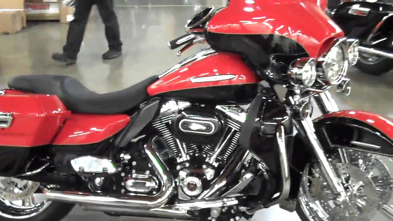 2010 Electra Glide Ultra Limited - YouTube