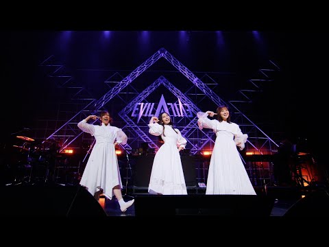 耳の中へ（“EVIL LINE RECORDS” 設立10周年記念「EVIL A LIVE 2024」）/イヤホンズ