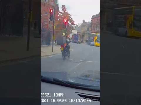 Motorcyclist and Cyclist Ignore Red Traffic Lights #DashCam #Shorts #Driving