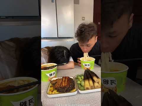 【couple food】Daily life of a married couple, filled with food and humor.