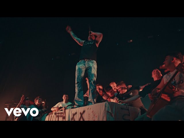 Olly, Juli - Depresso fortunato (Official Video)