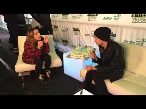 Matty Healy interview with Jammin Jessie backstage at Radio 104.5’s 10th Birthday Show